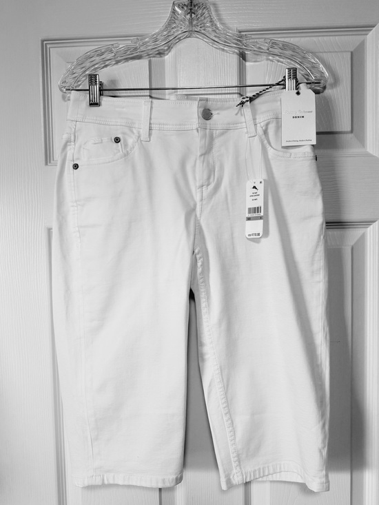 Tommy Bahama Denim - Tommy Bahama White Cropped Women’s Jeans
